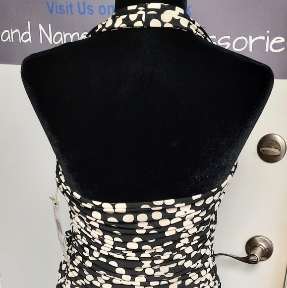 Wrap Dress - Picture 5 of 8